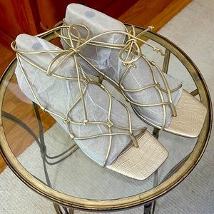 BRAND NEW Sam Edelman DAFFY Sandal.  Size 10.5